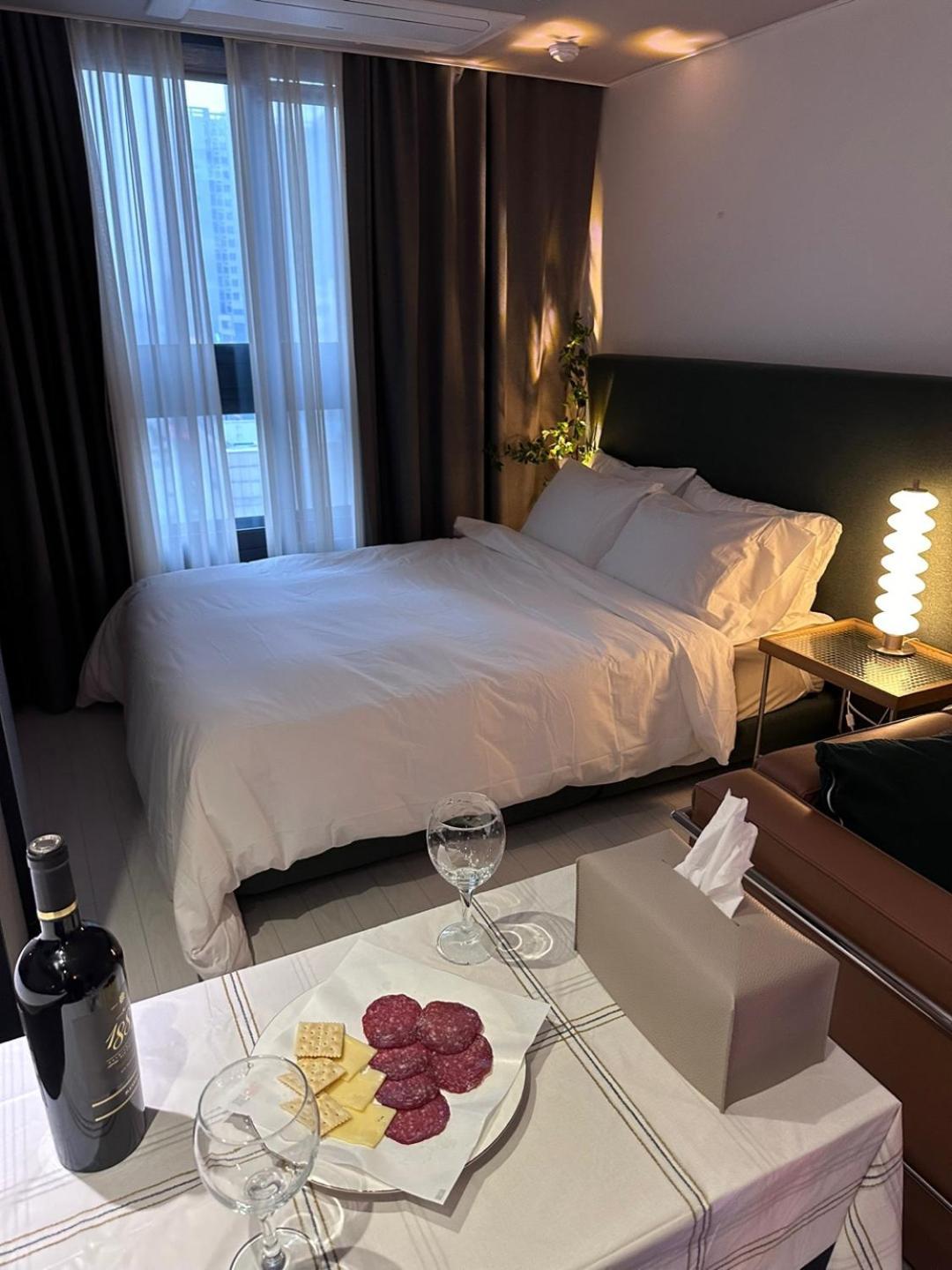 Dongseongro Dsr&U Hotel Room Daegu Exterior photo